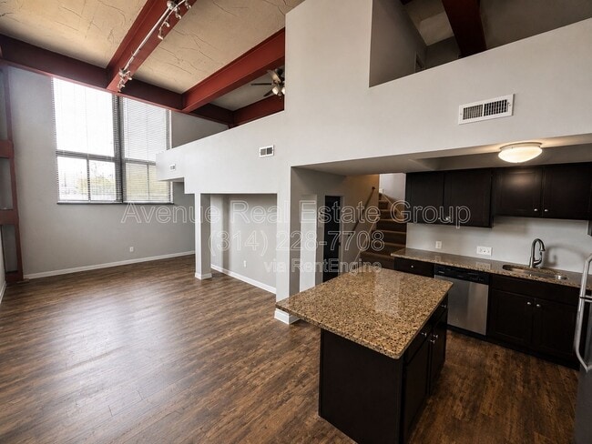 Photo - 1523 S 10th St Unit Apt 109
