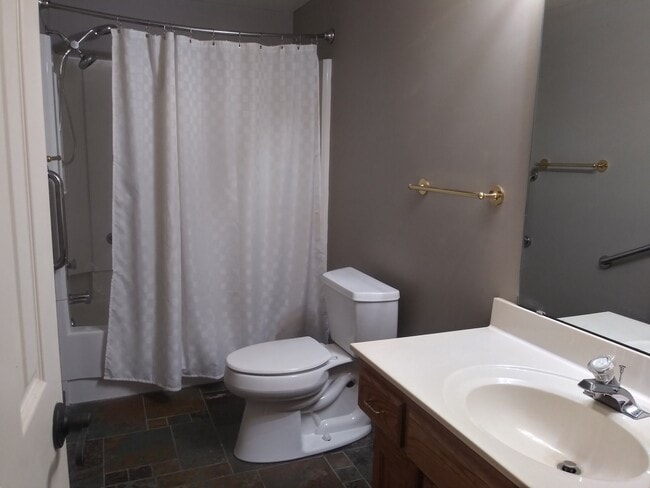 Photo - 8550 Waverly Rd Unit Groundfloor Apartment