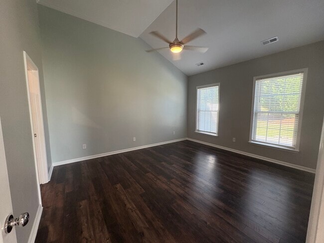 Photo - 1044 Crest Oak Ln