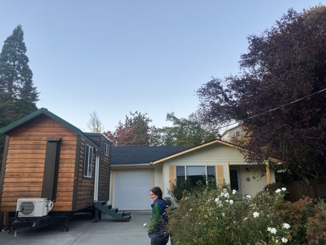 Photo - 1716 11th Ave SE