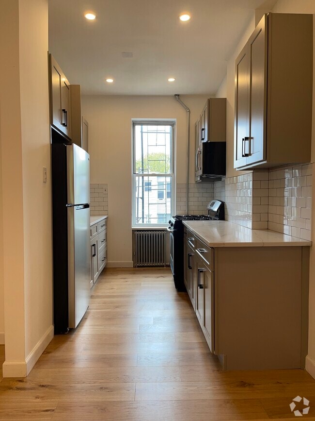Building Photo - 1813 Linden St Unit 2 Rental