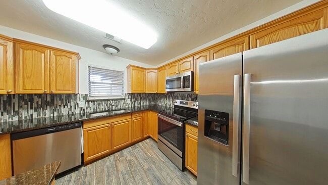 Photo - 4914 SE Hardin Ave