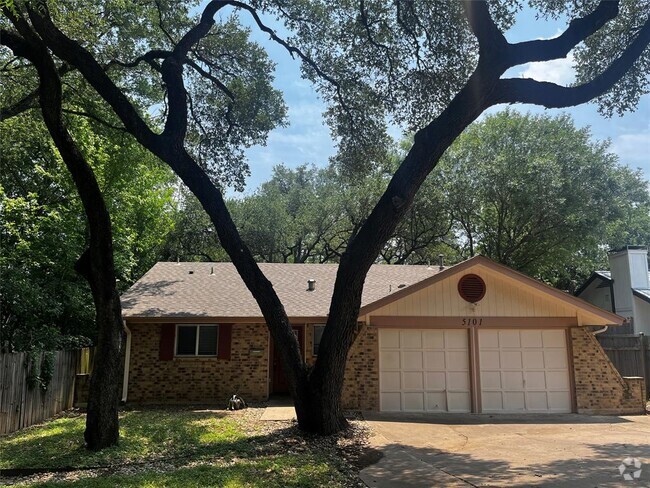 Building Photo - 5101 Meadow Creek Cove Rental