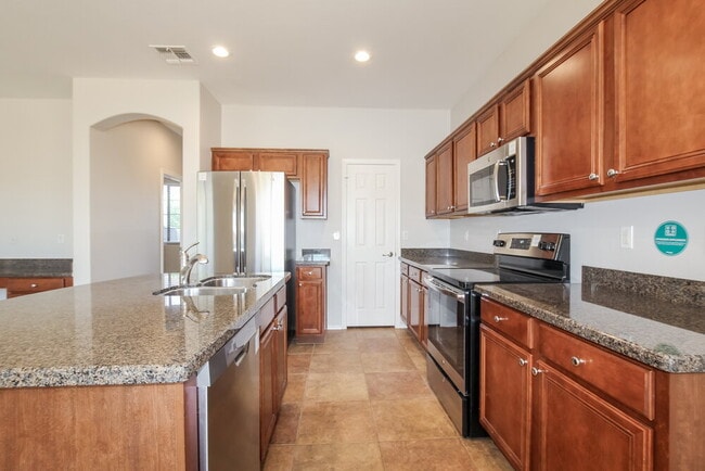 Photo - 14079 W Bloomfield Rd