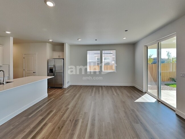 Photo - 10081 Potomac St