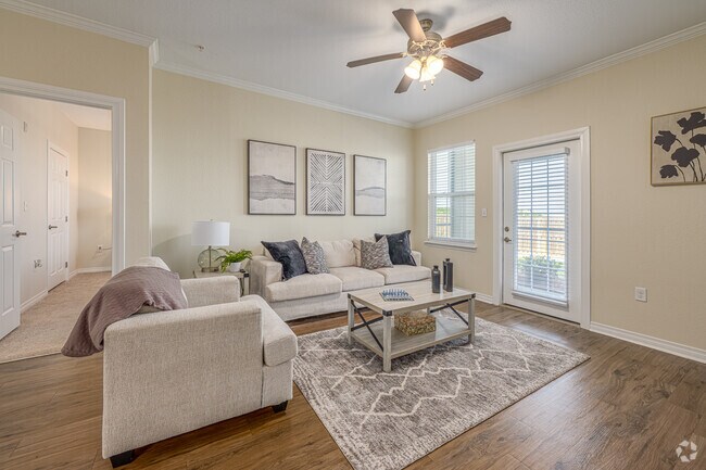 The Pelican 2BR, 2BA - 1,087SF - Living Room