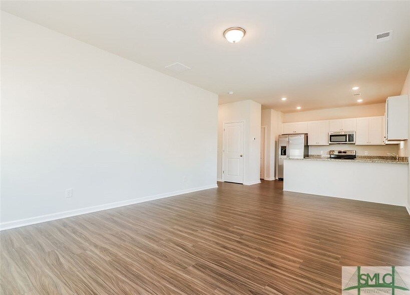 Photo - 8 Weavers Wy