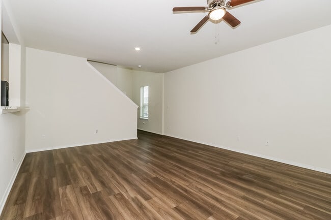 The Corridor at Sunset Oaks Rental Homes