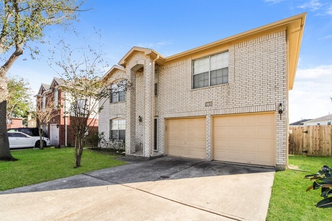 Photo - 4342 Lakewood Dr