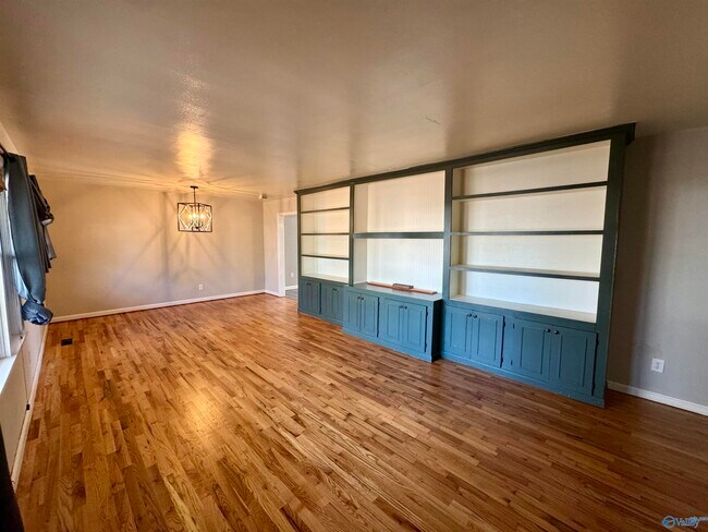 Photo - 804 Hereford Dr