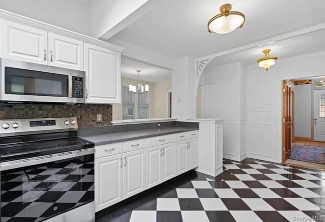 Photo - 22 School St