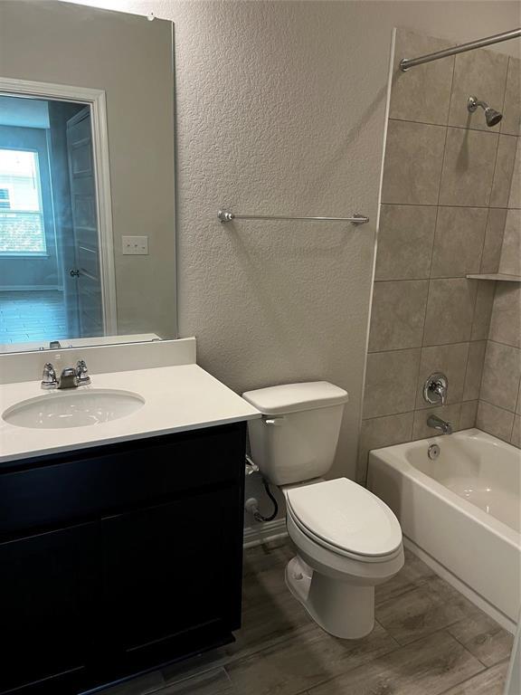 Photo - 110 Trellis Blvd