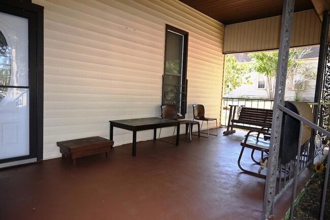 Photo - 419 S Avenue C Ave