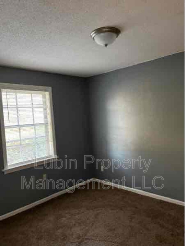 Photo - 2883 Coach Dr Unidad Apt 3