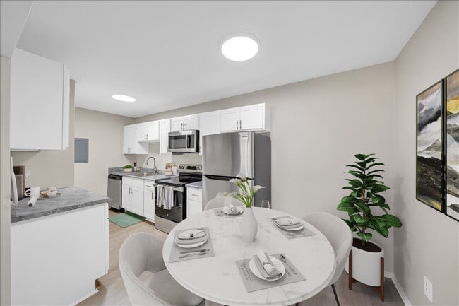 Photo - Rochester Place