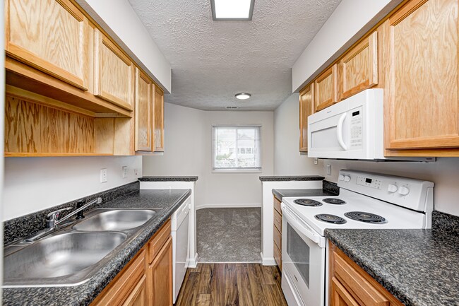 Greenfield Knoll Apartments