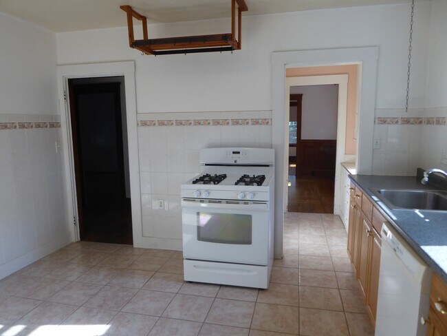 Photo - 24 Paul Revere Rd Unit 2