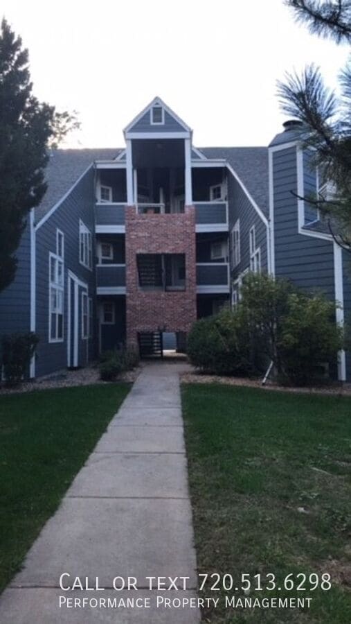 Building Photo - 11111 Alcott St Rental