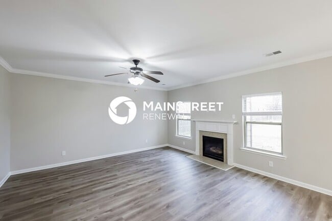 Photo - 3 Bedroom Pet-Friendly Home in CALERA, AL with Main Street Renewal