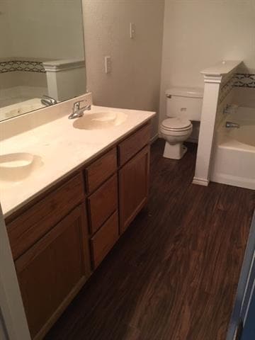 Photo - 76 Harbour Town