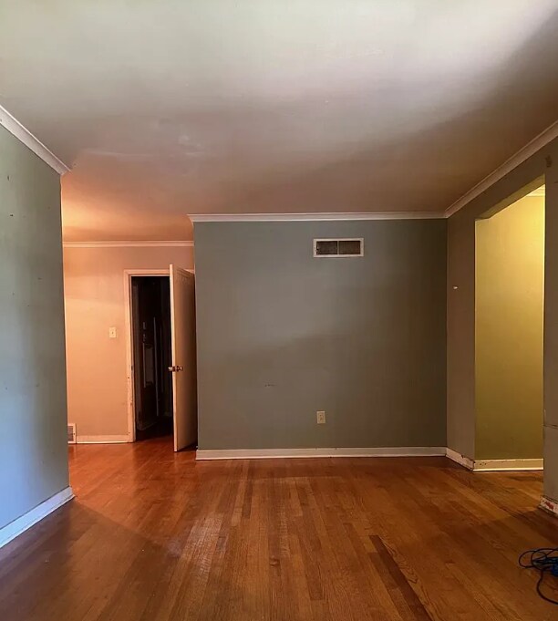 Photo - 1939 Driftwood Ave