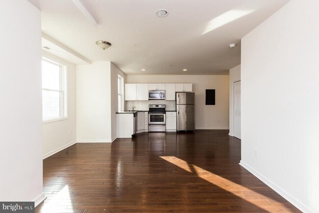 Photo - 1429 Poplar St Unit 4A