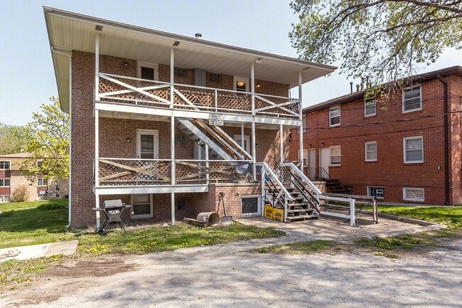 Photo - 4611 Cooper Ave Unit 06