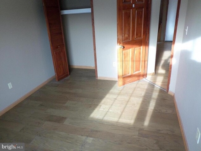 Photo - 8623 Beekman Pl Unit 23C