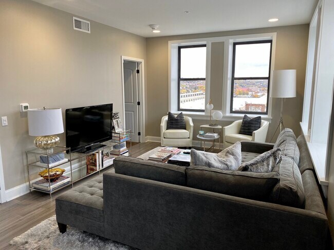 Photo - 108 Washington N Ave Unit 802