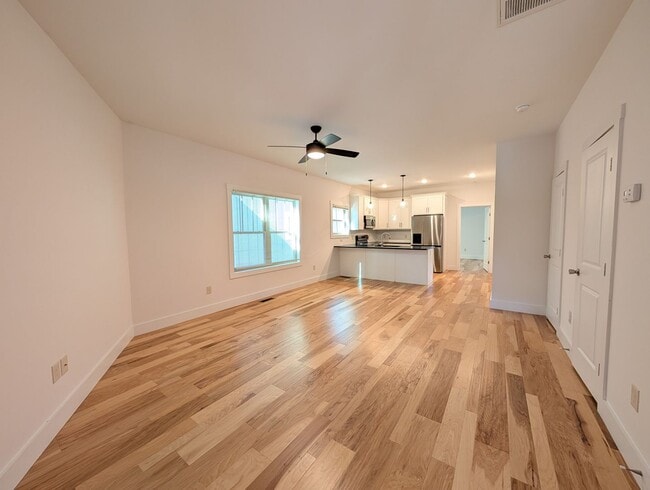 Photo - Weaverville Rental