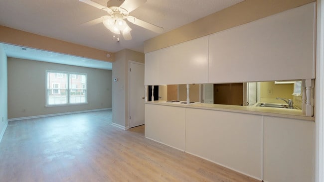 Photo - The Oaks at University Medical Park