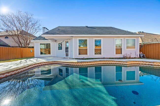 Photo - 128 Overbrook Dr