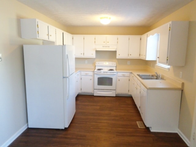 Photo - 2836 Islington Dr