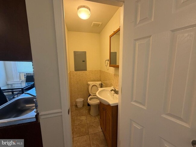 Photo - 7105 Rising Sun Ave Unit A