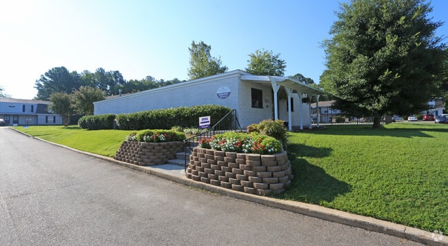 Leasing Office