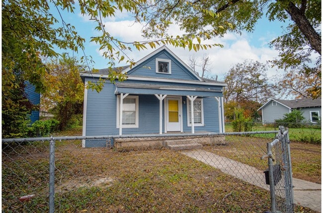318 Vine St
