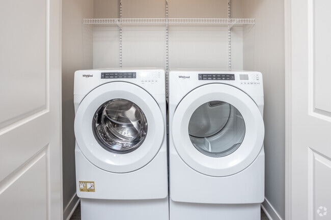 2BR, 1BA - The Division/976 SF - Marion Lofts