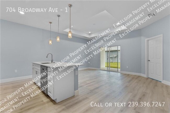 Photo - 704 Broadway Ave Unit 1