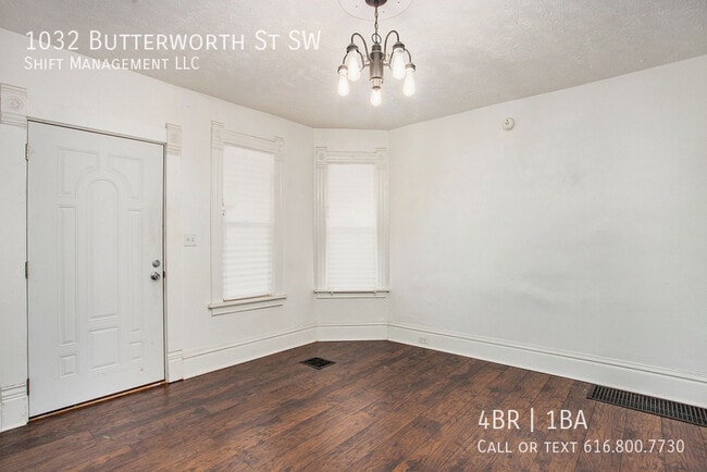 Building Photo - 1032 Butterworth St SW