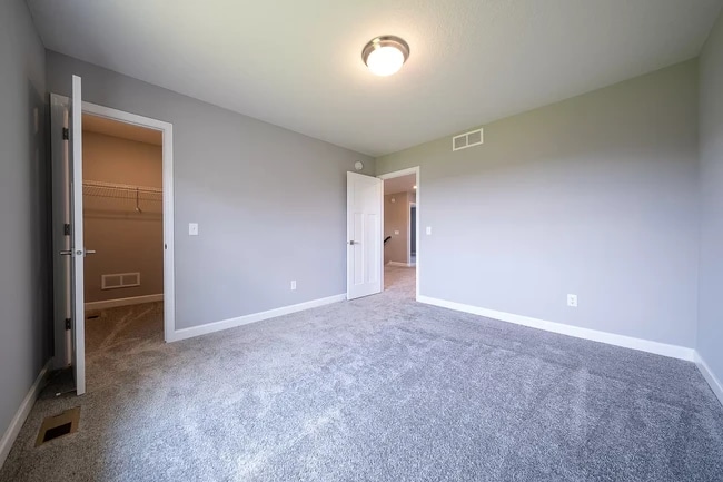 Photo - 7384 203rd St W