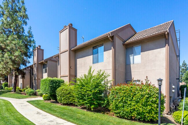 Riverview Gardens Apartments - Riverview Gardens Apartments