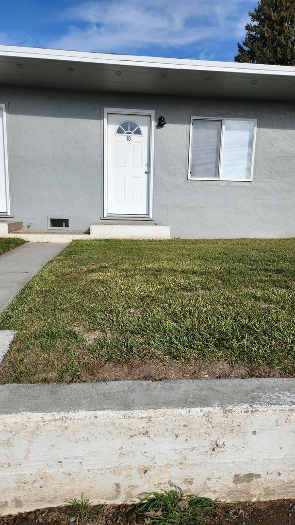 Building Photo - MillerVille #10, #11, #12 Unit #10