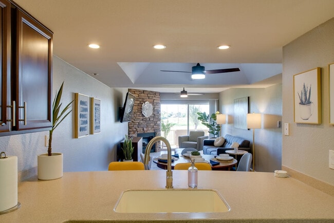 Photo - 7910 E Thomas Rd Unidad SI FL1-ID1545699P