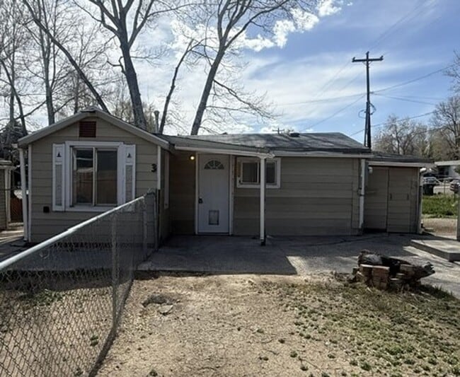 Building Photo - 408 Hamilton St Unit 408 1/2