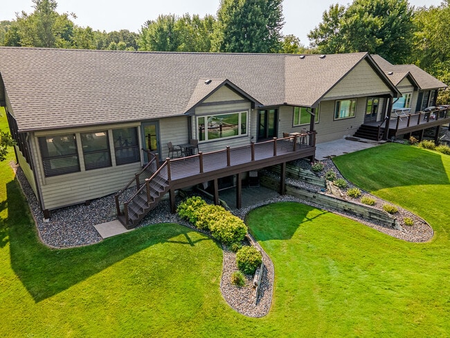 Photo - 3050 Clover Way House