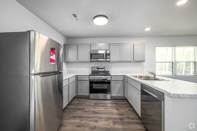 3BR, 2BA - 1,200SF - Kitchen