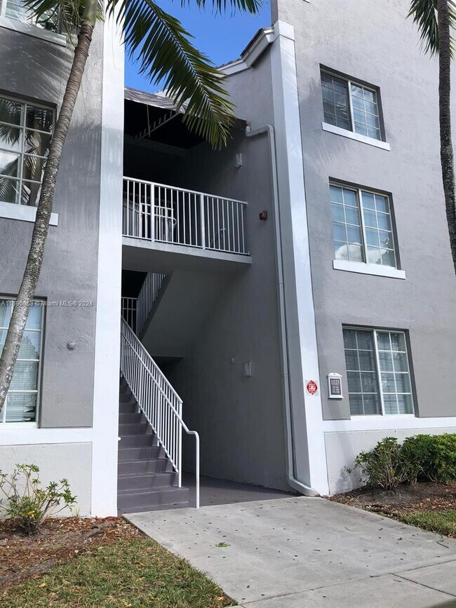 Photo - 11133 SW 8th St Condominio Unidad 208