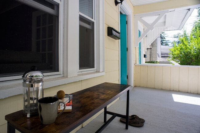 front porch - 705 Ackerman Ave