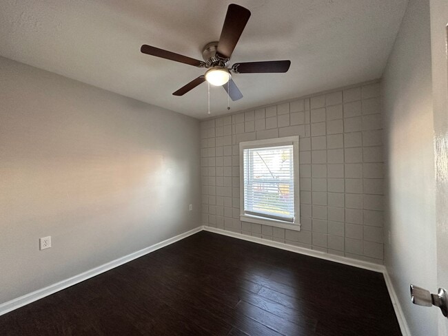 Photo - Studio 28 Apartments