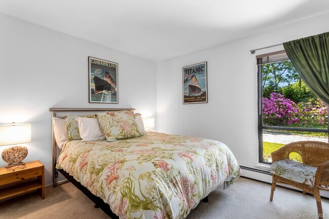 Photo - 6 Strathmore Ct